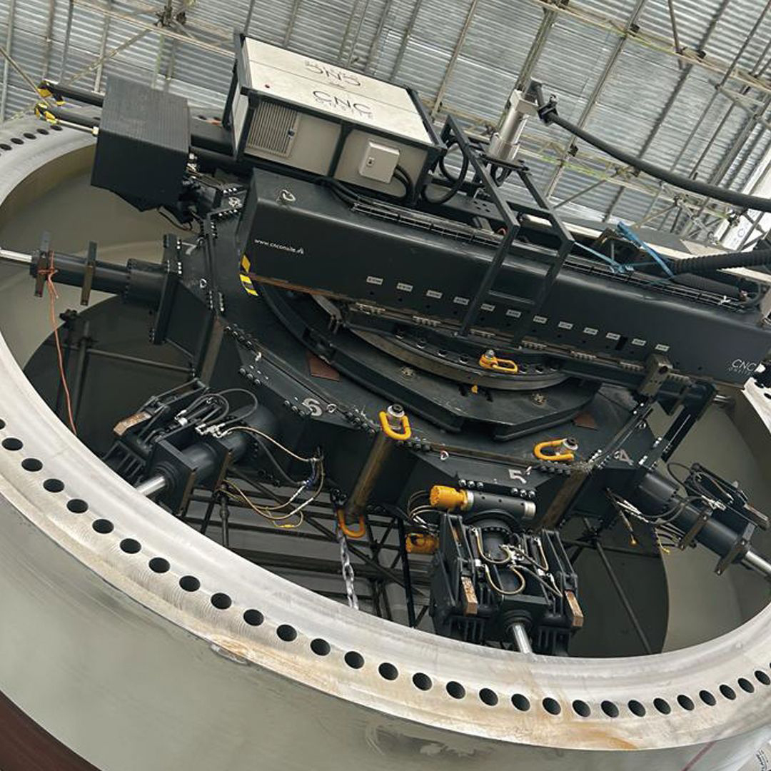 Goliath flange machining on monopile